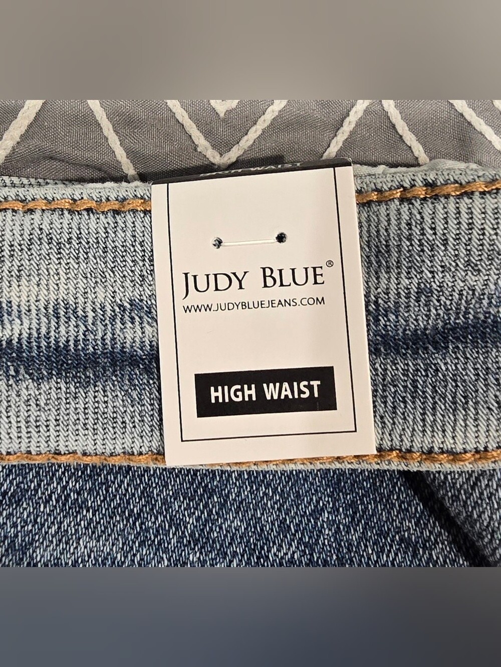 Judy Blue High Waisted Slim Shorts With Foldover Waistband Size XL - Picture 6 of 10